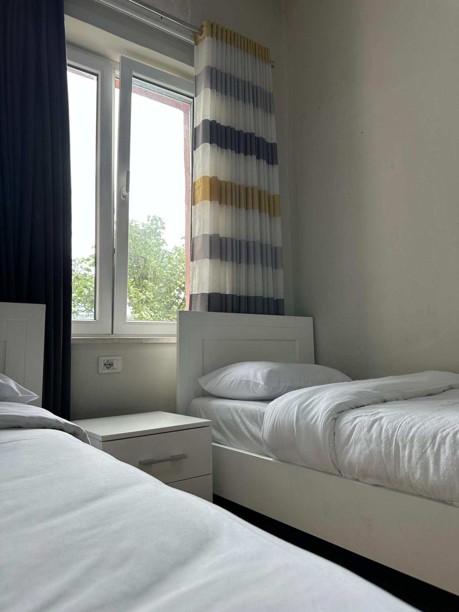Kelly'S Cozy Hideaway - Central Tirana Exterior foto